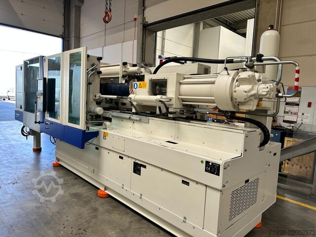 Máquina de moldeo por inyección Krauss Maffei KM 300-2000 CX