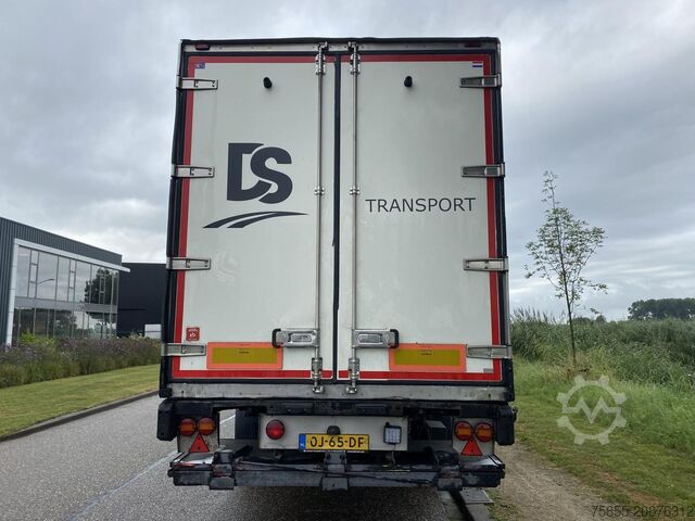 Transport chłodniczy/mrożony Krone SDR 27 3-Axle Fridge / Carrier Maxima / Liftaxl...