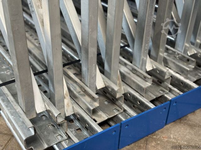 Hoogbouwmagazijn Palletrek staanders SSI Schäfer PR600 P215 2.500 x 1.100 mm