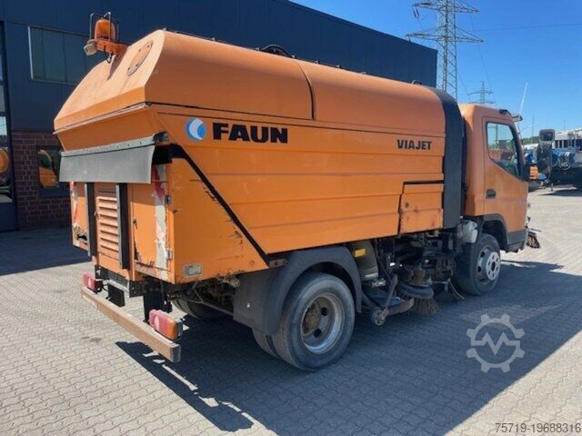 Speciale doeleinden vrachtwagen Mitsubishi FE 85 Faun Viajet