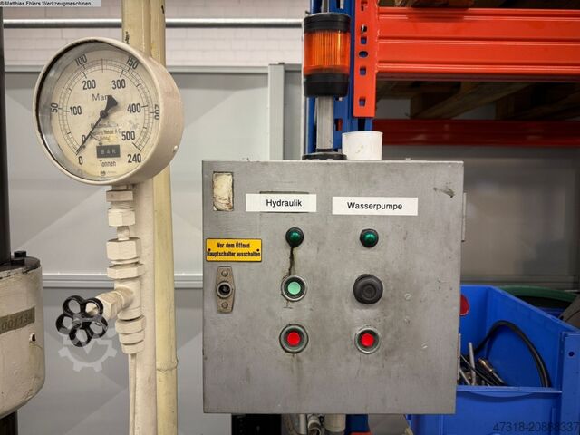 Hidrolik - iki kolonlu pres NETSTAL 