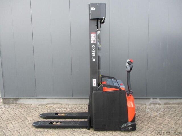 Hoogheffende palletwagen TOYOTA SWE160