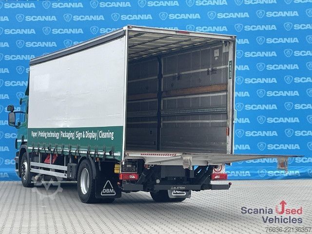 Flaklastbil med kapell Scania P 320 DB4x2MNB RETARDER FULL AIR 2T TAIL LIFT ACC