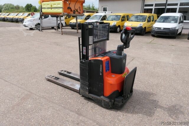 Kézi emelő bt SWE 200D