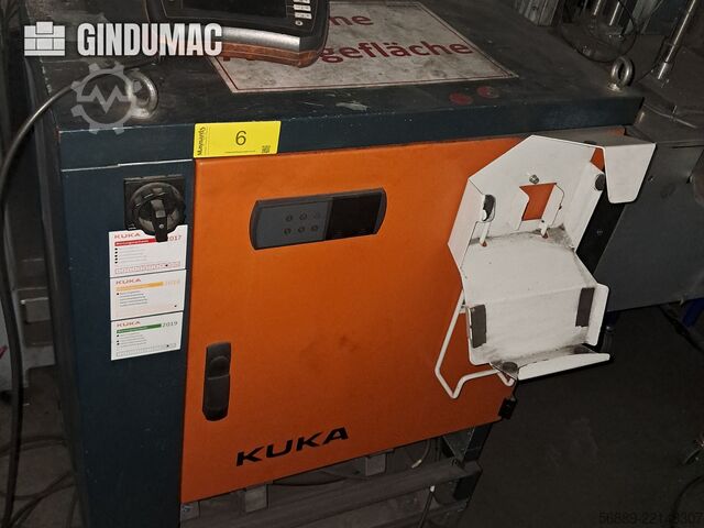 KUKA KR 16-2 con KRC 4 KUKA KR 16-2 with KRC 4