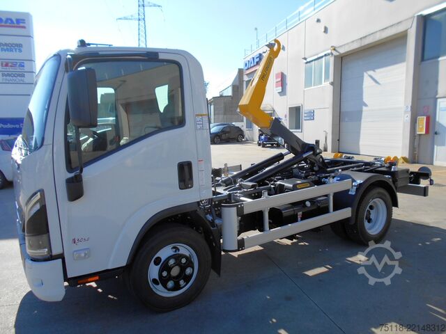 Deposit tip-ladvogn Isuzu M30 (7,5 ton) - SCARRABILE PALFINGER