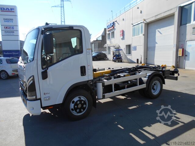 Deposit tip-ladvogn Isuzu M30 (7,5 ton) - SCARRABILE PALFINGER