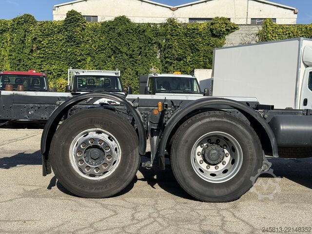 Roll-off tipper truck Iveco stralis 480