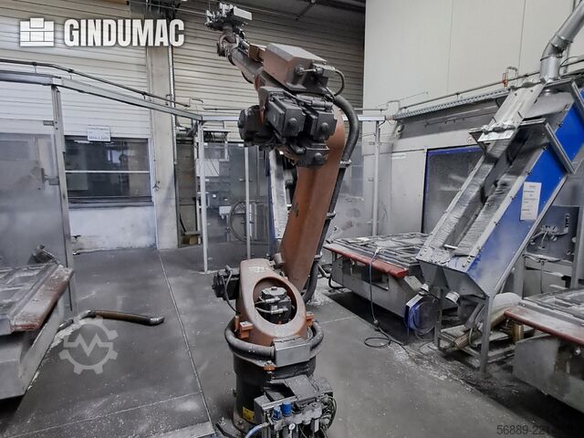 KUKA KR 30L16-2 con KRC 4 KUKA KR 30L16-2 with KRC 4