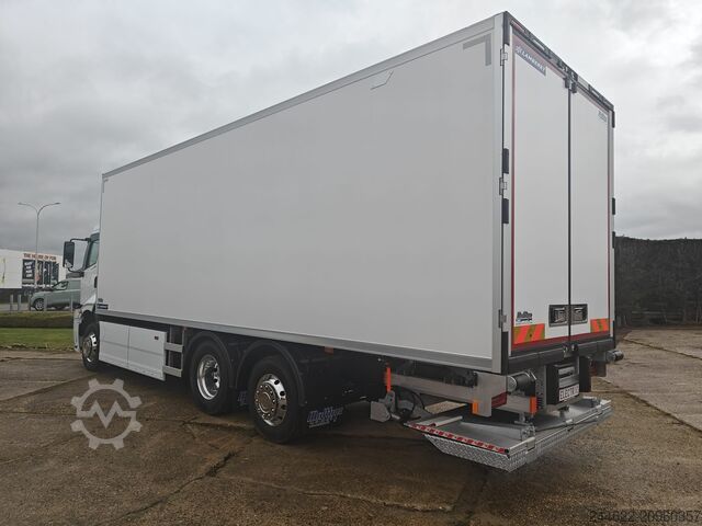 Camión frigorífico Ford Truck F-Line E 6x2 - Garantie 2+0 jaar