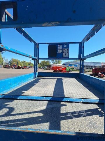 Elevador de tijera Genie GS-3369 RT OR