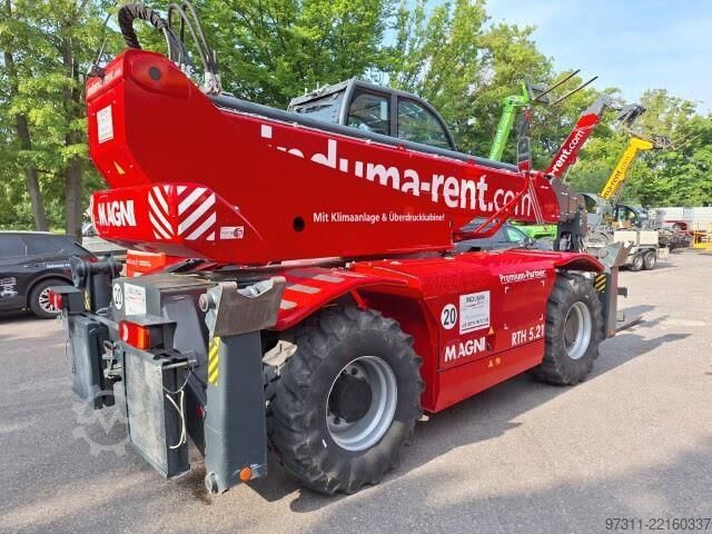 Telescopische lader Magni RTH 5.21