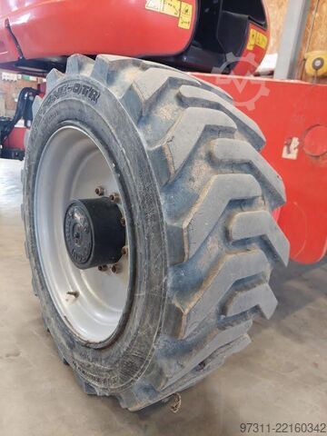 Teleskopisk platform JLG 660SJ