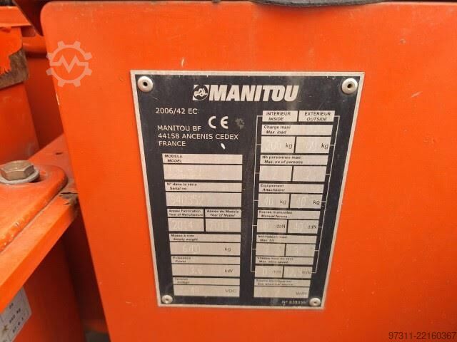 Plataforma de trabalho telescópica articulada Manitou 150AETJ C 3D