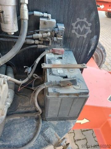Platforma telescopică JLG 460SJ