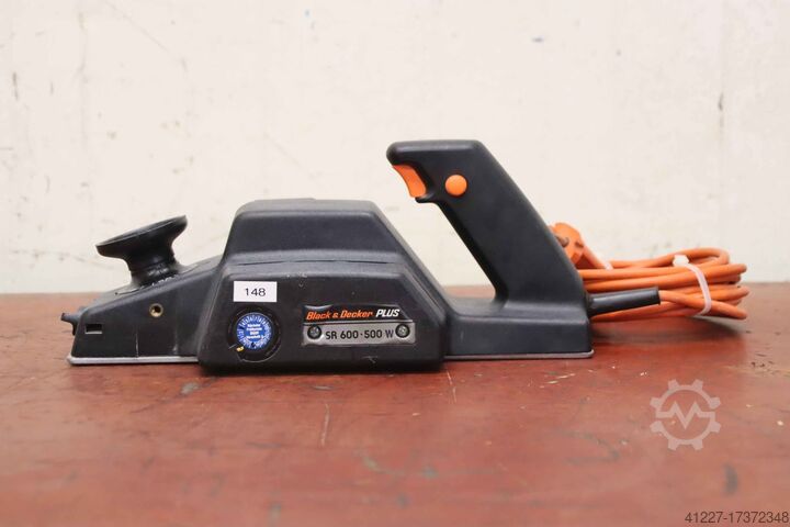 Planer Black & Decker SR 600