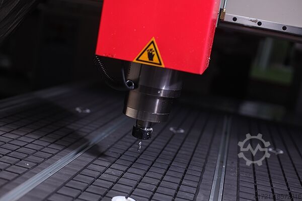 Centro de usinagem CNC WINTER ROUTERMAX 1530 ECO