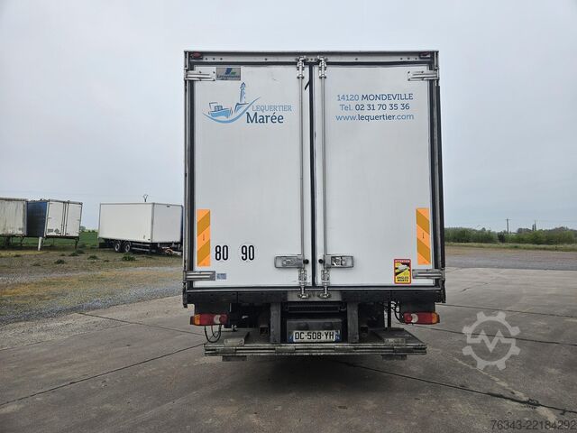 Camión frigorífico Iveco EUROCARGO ML 120E25/P - EEV