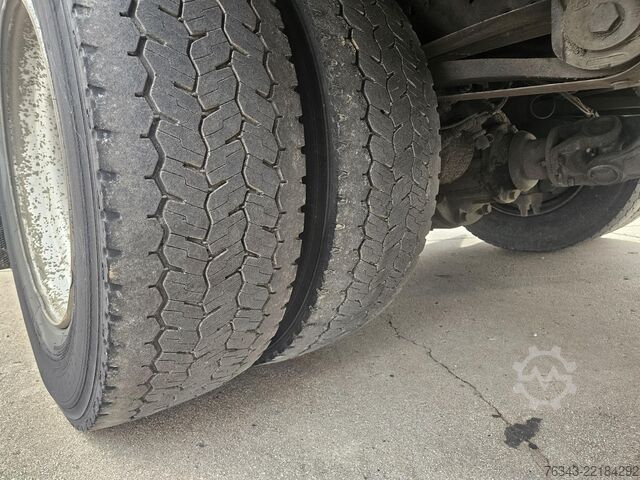 Camión frigorífico Iveco EUROCARGO ML 120E25/P - EEV