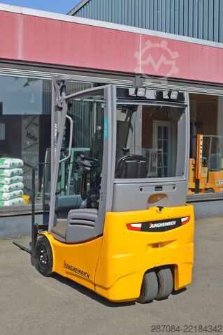 Carretilla elevadora Jungheinrich EFG 215