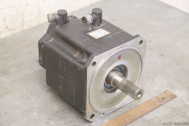 Servomotor KUKA 1FK6100-8AF91-1ZZ9-Z S09