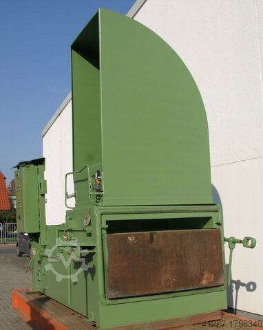 Kontenerowa prasa do odpadów KUKA 13N 295
