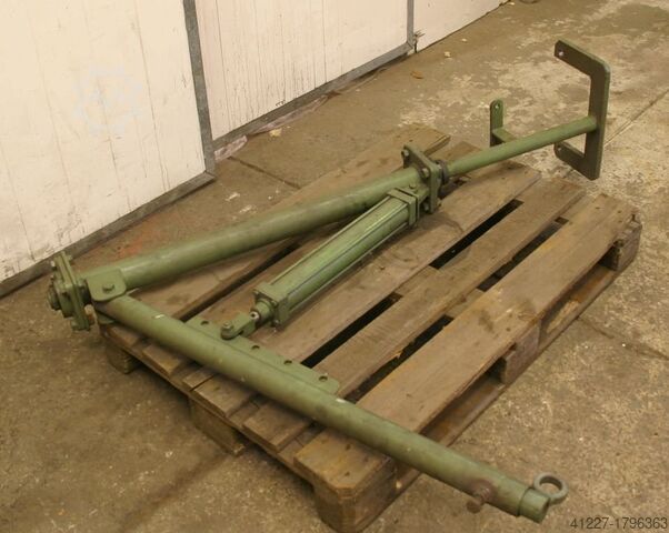 Sütun pergel vinç Stahl pneumatisch betrieben