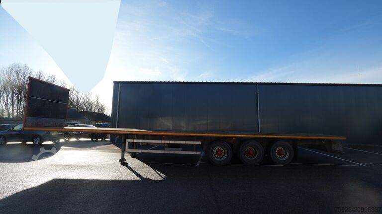 Rimorchio della piattaforma Netam-Fruehauf 3 AXLE FLATBED TRAILER