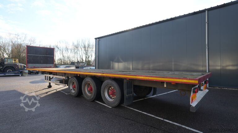 Rimorchio della piattaforma Netam-Fruehauf 3 AXLE FLATBED TRAILER