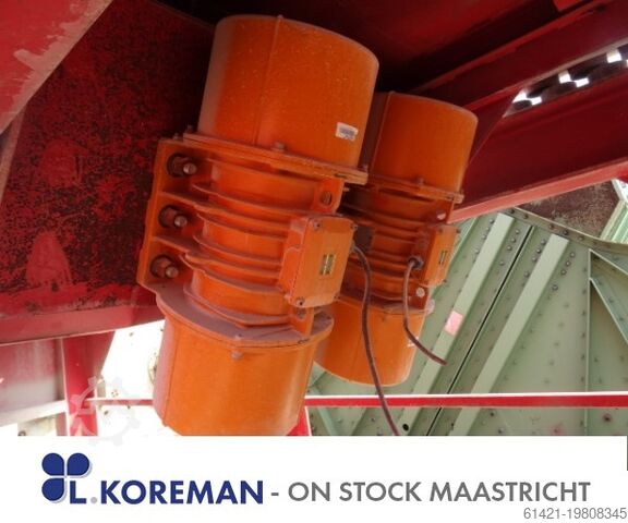 Nordberg Hopper with Vibrating Chute