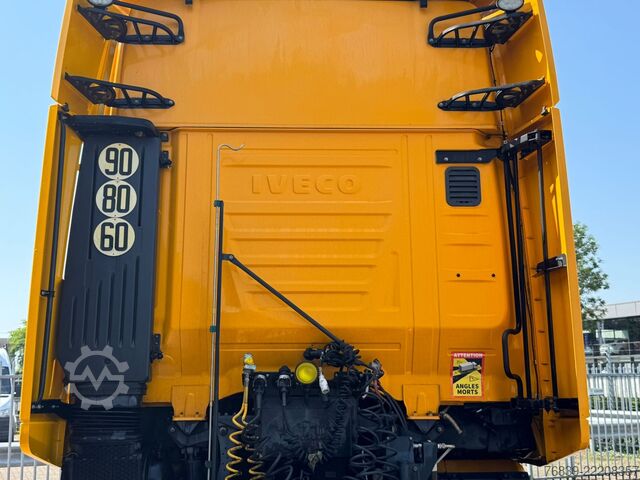 Standaard-SZM Iveco Stralis AS440S46 2x LNG tank 598 Liter Retarder
