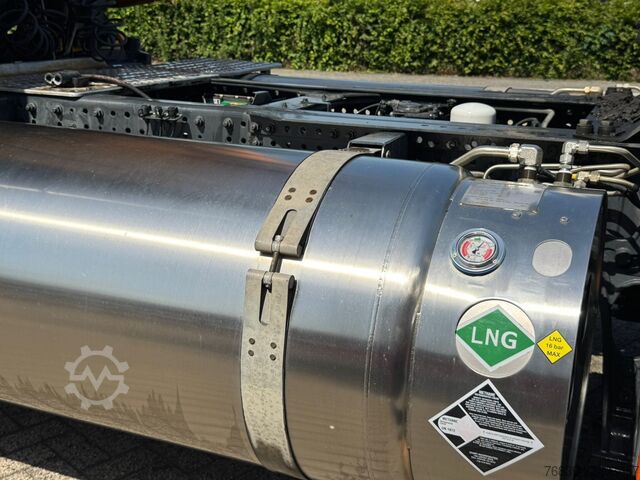 Standaard-SZM Iveco Stralis AS440S46 2x LNG tank 598 Liter Retarder