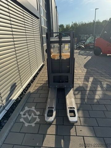 Палетни слагачи Jungheinrich ERD 220