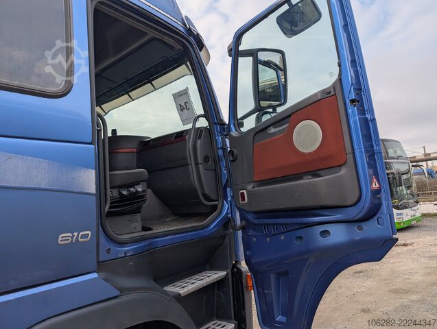 Haakarm vrachtwagen Volvo FH16 6X4 610HP HYVA Blatt/Luft Manuell