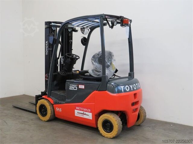 Forklift Toyota 8FBM20T