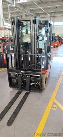 Forklift Toyota 9FBMK20T
