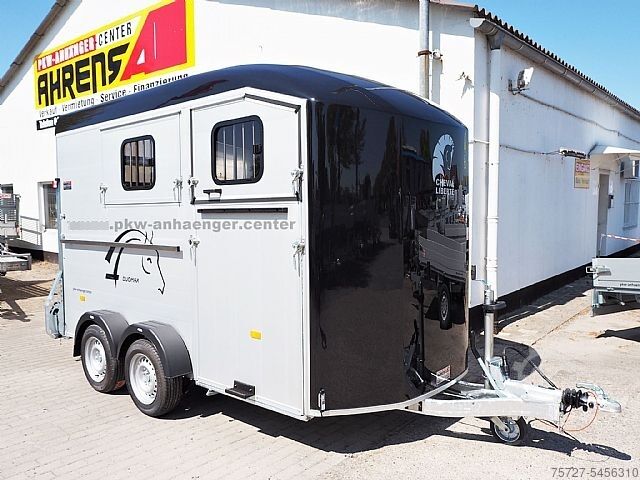 Pferdeanhänger Cheval Liberté MAXI2 Pferdeanhänger Schrägstellung SK