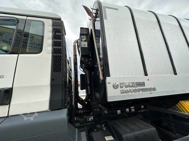 Vuilniswagen MAN TGS 28.320  FAUN Rotopress  Zöller Lift EURO 6