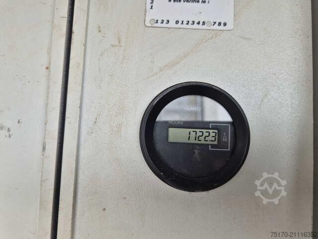 Podnośnik koszowy na samochodzie ciężarowym Renault Master 2.3 dCi / KLUBB K32, 12,5m