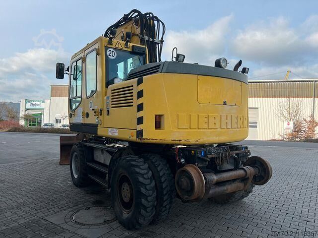 Wheel excavator Liebherr A 900 C ZW Litronic / 18.866h / 2008