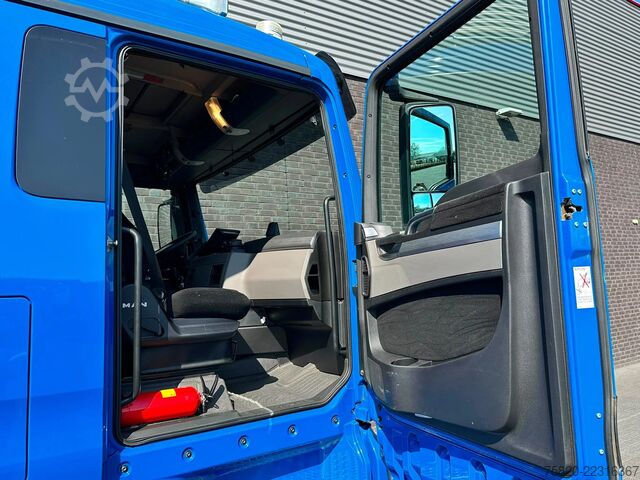 Standard-SZM MAN TGX 26.500 6X2 TREKKER + HYDRAULIC