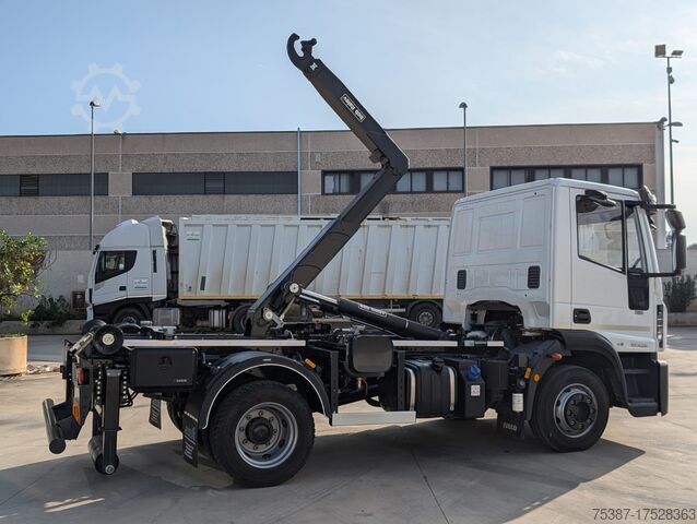 Caroserie personalizată Iveco EuroCargo 120