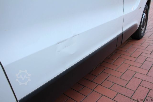 Dobozos furgon OPEL Vivaro B  Kasten L1H1  2,9t Klima