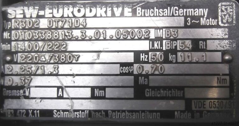 Motoréducteur 0,37 kW 222 tr/min SEW Eurodrive R302DT71D4