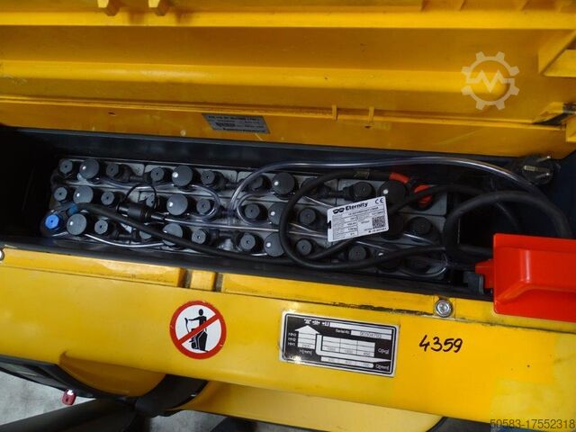 Hoogheffende truck Jungheinrich EJC110 - NEU BATTERIE