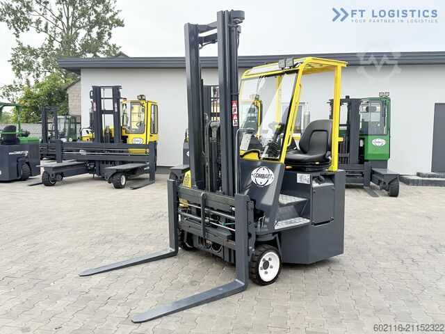 Négyirányú targoncát Combilift CB2500 DUPLEX 4100 DIESEL FREE-LIFT