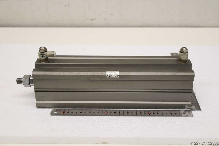 Kompakt henger SMC ECDQ2A80-300DC  Hub 30 mm