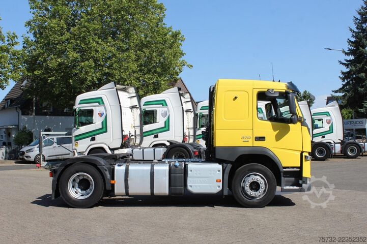 Standaard trekker Volvo FM 370 E6 Flach Schlafkabine I-Shift NUR 120Tkm