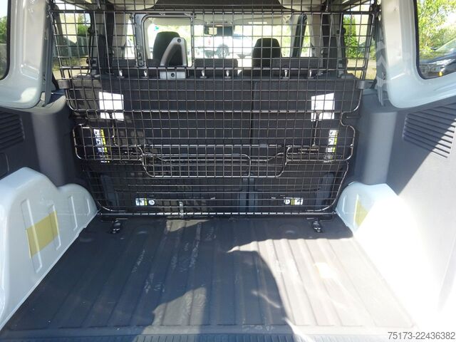 Bestelwagen FORD Transit Courier Trend 1.5L DoKa AHK Kam WiPa GRA