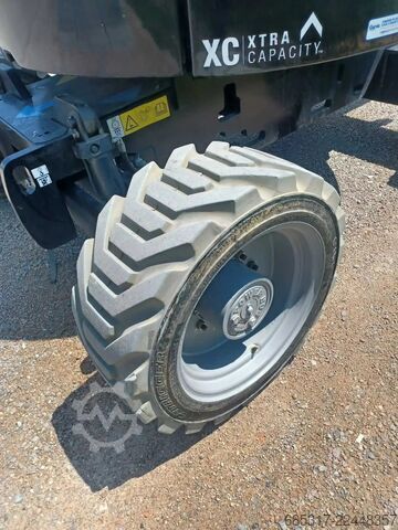 Articulating boom Genie Z45 XC